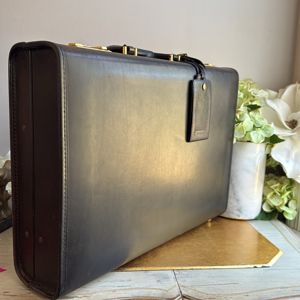 ULTRA RARE! Coach Vintage Classic Legacy Hardshell Briefcase in Black Leather - Picture 2 of 16